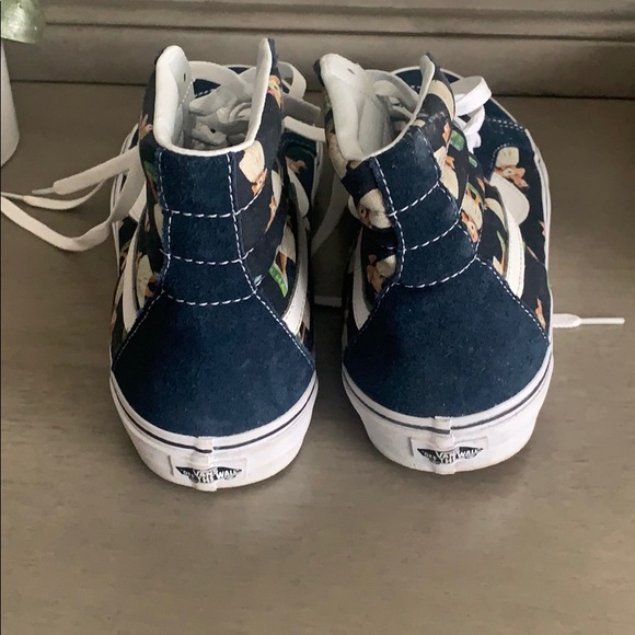 Hawaii Vans - Picture 2 of 5